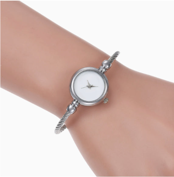 Delicate Bracelet Watch for Girls - Waterproof Quartz Timepiece